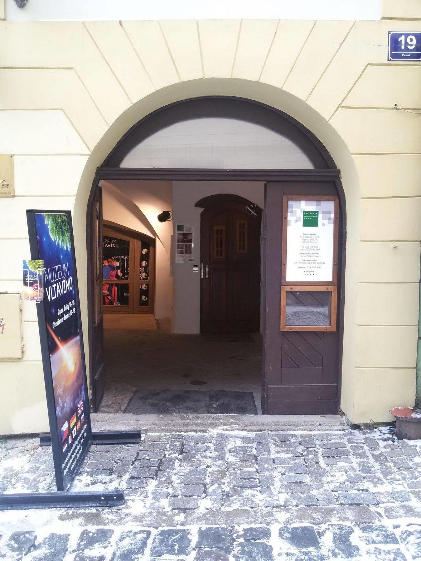 Residence Muzeum Vltavinu Cesky Krumlov Luaran gambar